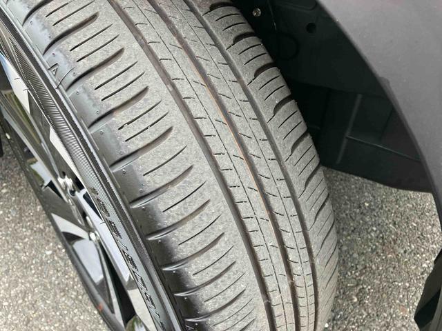 ロッキープレミアムG HEVアダプティブクルコン LEDヘッドライト&フォグランプ バックフォグランプ 17インチアルミホイール シートヒーター 電動駐車ブレーキ コーナーセンサー 衝突被害軽減ブレーキ(千葉県)の中古車