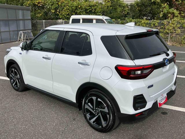 ロッキープレミアムG HEVアダプティブクルコン LEDヘッドライト&フォグランプ バックフォグランプ 17インチアルミホイール シートヒーター 電動駐車ブレーキ コーナーセンサー 衝突被害軽減ブレーキ(千葉県)の中古車