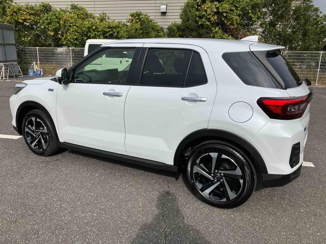 ロッキープレミアムG HEVアダプティブクルコン LEDヘッドライト&フォグランプ バックフォグランプ 17インチアルミホイール シートヒーター 電動駐車ブレーキ コーナーセンサー 衝突被害軽減ブレーキ(千葉県)の中古車