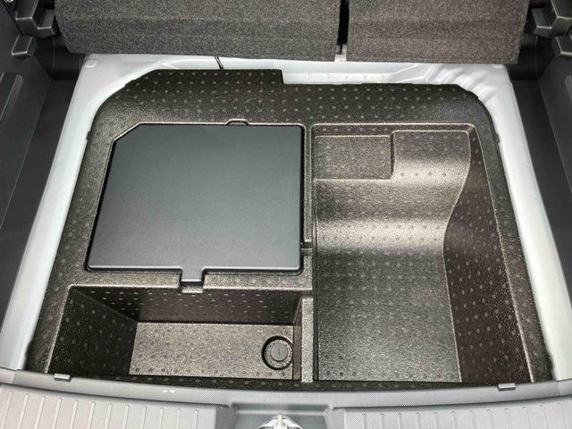 ロッキープレミアムG HEVアダプティブクルコン LEDヘッドライト&フォグランプ バックフォグランプ 17インチアルミホイール シートヒーター 電動駐車ブレーキ コーナーセンサー 衝突被害軽減ブレーキ(千葉県)の中古車