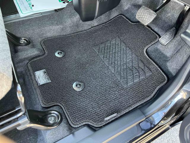 タントXLEDヘッドライト/片側電動スライドドア/キーフリー/コーナーセンサー/アイドリングストップ/衝突回避支援システム/横滑り防止装置/オートライト/オートエアコン/電動格納ミラー/電動パーキングブレーキ(千葉県)の中古車