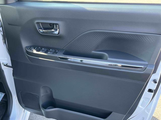 タントカスタムＸＬＥＤヘッドライト／両側電動スライドドア／コーナーセンサー／アイドリングストップ／衝突回避支援システム／横滑り防止装置／オートエアコン／アルミホイール／キーフリーシステム／電動格納ミラー／オートライト（千葉県）の中古車