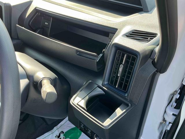 タントカスタムＸＬＥＤヘッドライト／両側電動スライドドア／コーナーセンサー／アイドリングストップ／衝突回避支援システム／横滑り防止装置／オートエアコン／アルミホイール／キーフリーシステム／電動格納ミラー／オートライト（千葉県）の中古車