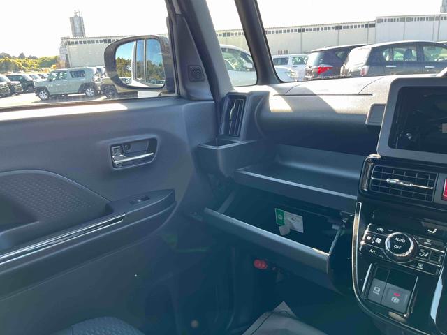 タントカスタムＸＬＥＤヘッドライト／両側電動スライドドア／コーナーセンサー／アイドリングストップ／衝突回避支援システム／横滑り防止装置／オートエアコン／アルミホイール／キーフリーシステム／電動格納ミラー／オートライト（千葉県）の中古車