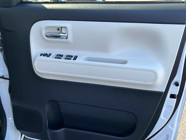 ムーヴキャンバスストライプスＧターボＬＥＤヘッドライト／両側電動スライドドア／アダプティブクルーズコントロール／コーナーセンサー／衝突回避支援システム／横滑り防止装置／オートライト／オートエアコン／電動格納ミラー／電動パーキングブレーキ（千葉県）の中古車