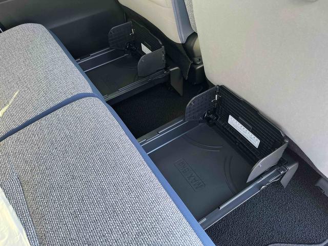 ムーヴキャンバスストライプスＧターボＬＥＤヘッドライト／両側電動スライドドア／アダプティブクルーズコントロール／コーナーセンサー／衝突回避支援システム／横滑り防止装置／オートライト／オートエアコン／電動格納ミラー／電動パーキングブレーキ（千葉県）の中古車