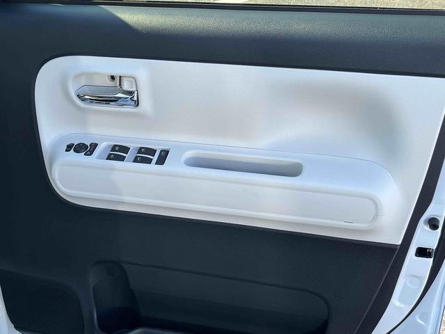 ムーヴキャンバスストライプスＧターボＬＥＤヘッドライト／両側電動スライドドア／アダプティブクルーズコントロール／コーナーセンサー／衝突回避支援システム／横滑り防止装置／オートライト／オートエアコン／電動格納ミラー／電動パーキングブレーキ（千葉県）の中古車