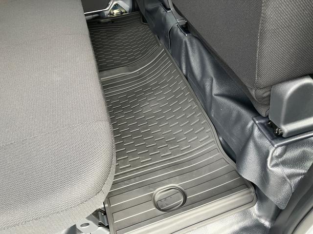 ハイゼットカーゴDXオートライト/衝突回避支援システム/オートハイビーム/横滑り防止装置/コーナーセンサー/AM・FMラジオ/マニュアルエアコン/アイドリングストップ/キーレスエントリー/オーバーヘッドシェルフ(千葉県)の中古車