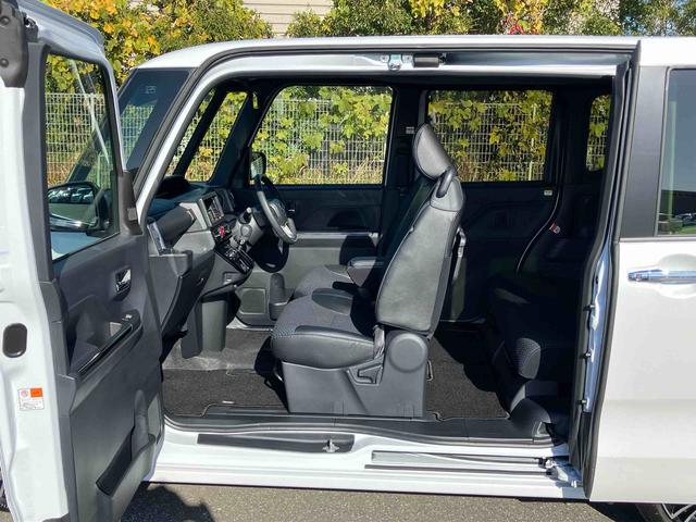 タントカスタムＲＳＬＥＤヘッドライト／両側電動スライドドア／コーナーセンサー／アイドリングストップ／衝突回避支援システム／横滑り防止装置／オートエアコン／アルミホイール／キーフリーシステム／電動格納ミラー／オートライト（千葉県）の中古車