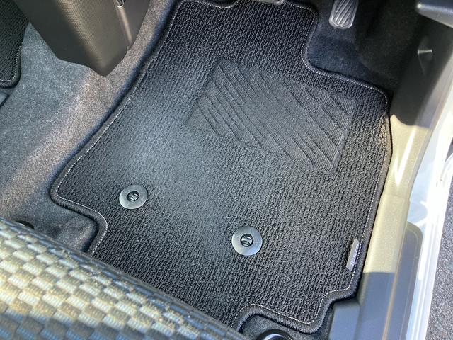 タントカスタムＲＳＬＥＤヘッドライト／両側電動スライドドア／コーナーセンサー／アイドリングストップ／衝突回避支援システム／横滑り防止装置／オートエアコン／アルミホイール／キーフリーシステム／電動格納ミラー／オートライト（千葉県）の中古車