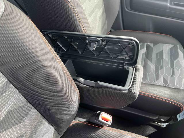 タフトＧＬＥＤヘッドライト／スカイフィールトップ／アダプティブクルーズコントロール／プッシュボタンエンジンスターター／アイドリングストップ／オートライト／コーナーセンサー／衝突回避支援システム／オートエアコン（千葉県）の中古車