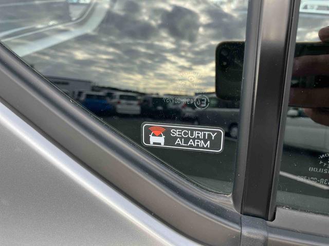 ミライースL SAIIIオートライト/オートハイビーム/キーレスエントリー/コーナーセンサー/アイドリングストップ/衝突回避支援システム/横滑り防止装置/マニュアルエアコン/パワーウィンドウ/盗難防止用セキュリティアラーム(千葉県)の中古車