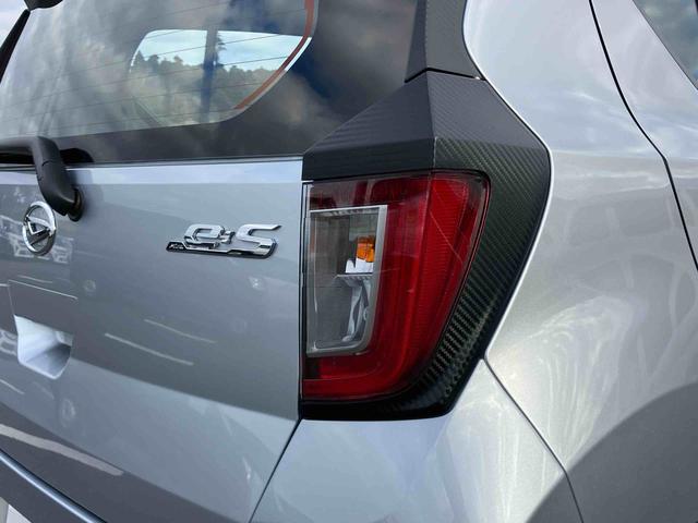 ミライースL SAIIIオートライト/オートハイビーム/キーレスエントリー/コーナーセンサー/アイドリングストップ/衝突回避支援システム/横滑り防止装置/マニュアルエアコン/パワーウィンドウ/盗難防止用セキュリティアラーム(千葉県)の中古車