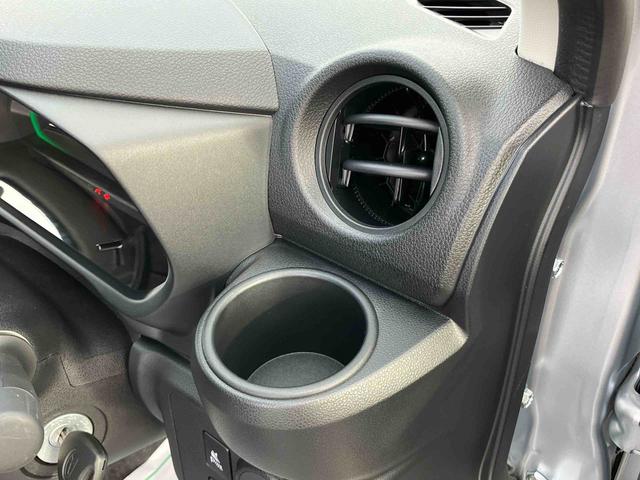 ミライースL SAIIIオートライト/オートハイビーム/キーレスエントリー/コーナーセンサー/アイドリングストップ/衝突回避支援システム/横滑り防止装置/マニュアルエアコン/パワーウィンドウ/盗難防止用セキュリティアラーム(千葉県)の中古車