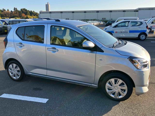 ミライースX SAIIILEDヘッドライト/電動格納ミラー/オートライト/キーレスエントリー/コーナーセンサー/アイドリングストップ/衝突回避支援システム/横滑り防止装置/マニュアルエアコン/盗難防止用セキュリティアラーム(千葉県)の中古車