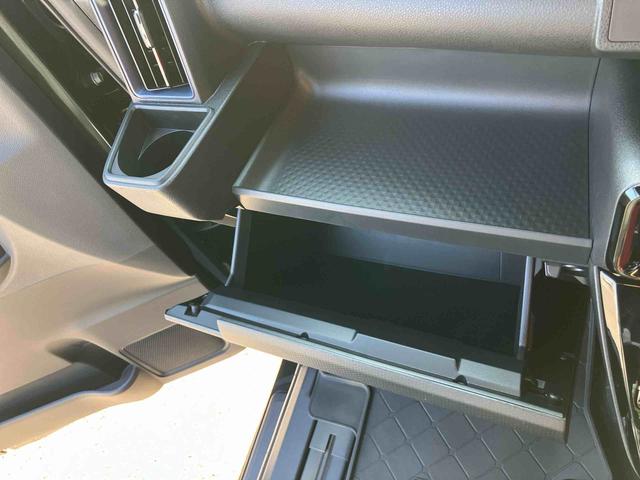 タントカスタムRSLEDヘッドライト/両側電動スライドドア/コーナーセンサー/アイドリングストップ/衝突回避支援システム/横滑り防止装置/オートエアコン/アルミホイール/キーフリーシステム/電動格納ミラー/オートライト(千葉県)の中古車