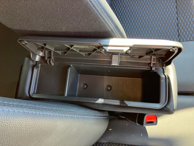 タントカスタムＲＳターボエンジン　１５インチアルミ　バックカメラ　両側電動スライドドア　シートヒーター　電動駐車ブレーキ　ＬＥＤライト＆フォグ　上下２段調節式デッキボード　コーナーセンサー　衝突被害軽減ブレーキ（千葉県）の中古車