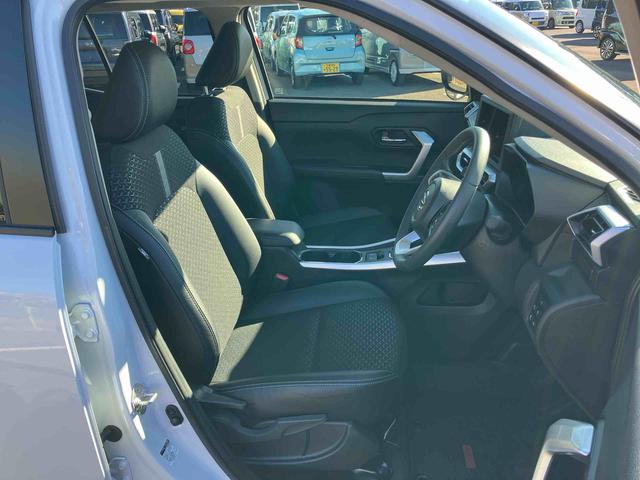 ロッキープレミアムＧ　ＨＥＶアダプティブクルコン　ＬＥＤヘッドライト＆フォグランプ　バックフォグランプ　１７インチアルミホイール　シートヒーター　電動駐車ブレーキ　コーナーセンサー　衝突被害軽減ブレーキ（千葉県）の中古車