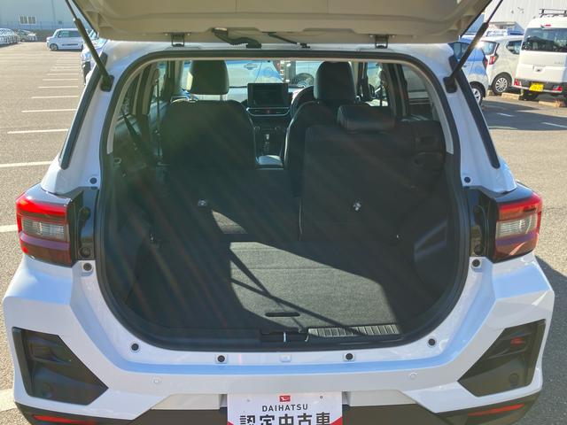 ロッキープレミアムＧ　ＨＥＶアダプティブクルコン　ＬＥＤヘッドライト＆フォグランプ　バックフォグランプ　１７インチアルミホイール　シートヒーター　電動駐車ブレーキ　コーナーセンサー　衝突被害軽減ブレーキ（千葉県）の中古車