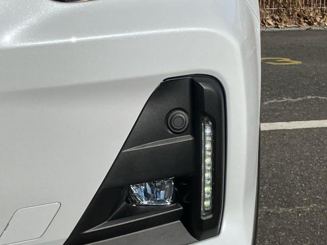 ロッキープレミアムＧ　ＨＥＶアダプティブクルコン　ＬＥＤヘッドライト＆フォグランプ　バックフォグランプ　１７インチアルミホイール　シートヒーター　電動駐車ブレーキ　コーナーセンサー　衝突被害軽減ブレーキ（千葉県）の中古車