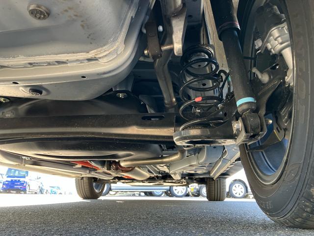 ロッキープレミアムＧ　ＨＥＶアダプティブクルコン　ＬＥＤヘッドライト＆フォグランプ　バックフォグランプ　１７インチアルミホイール　シートヒーター　電動駐車ブレーキ　コーナーセンサー　衝突被害軽減ブレーキ（千葉県）の中古車