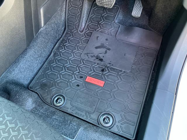 ロッキープレミアムＧ　ＨＥＶアダプティブクルコン　ＬＥＤヘッドライト＆フォグランプ　バックフォグランプ　１７インチアルミホイール　シートヒーター　電動駐車ブレーキ　コーナーセンサー　衝突被害軽減ブレーキ（千葉県）の中古車