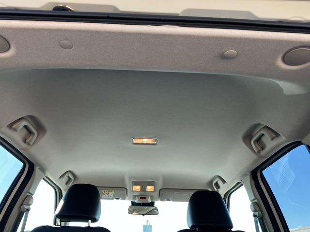 ロッキープレミアムＧ　ＨＥＶアダプティブクルコン　ＬＥＤヘッドライト＆フォグランプ　バックフォグランプ　１７インチアルミホイール　シートヒーター　電動駐車ブレーキ　コーナーセンサー　衝突被害軽減ブレーキ（千葉県）の中古車