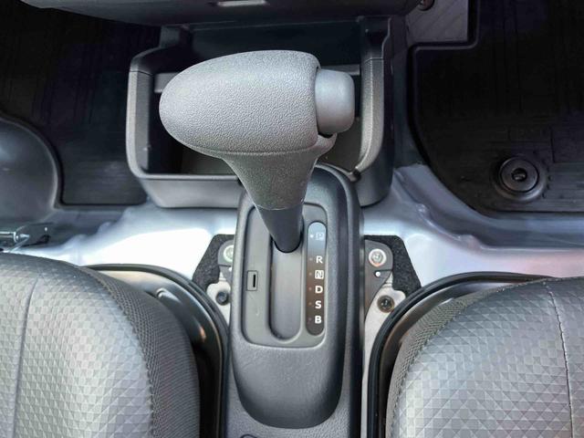 ハイゼットトラックジャンボスタンダード電子制御４ＷＤ　ＣＶＴ　衝突被害軽減ブレーキ　コーナーセンサー　横滑り防止装置　オートライト　アイドリングストップ　スピーカー一体型ＡＭ／ＦＭラジオ　エアコン　パワステ　オーバーヘッドシェルフ（千葉県）の中古車