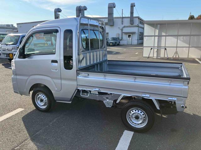 ハイゼットトラックジャンボスタンダード電子制御４ＷＤ　ＣＶＴ　衝突被害軽減ブレーキ　コーナーセンサー　横滑り防止装置　オートライト　アイドリングストップ　スピーカー一体型ＡＭ／ＦＭラジオ　エアコン　パワステ　オーバーヘッドシェルフ（千葉県）の中古車