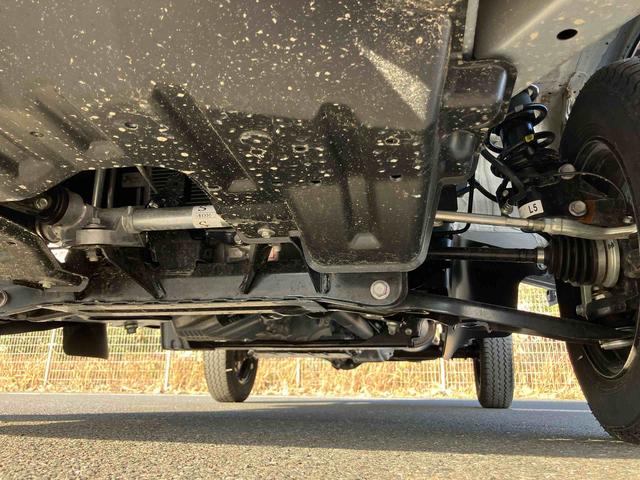 ハイゼットトラックジャンボスタンダード電子制御４ＷＤ　ＣＶＴ　衝突被害軽減ブレーキ　コーナーセンサー　横滑り防止装置　オートライト　アイドリングストップ　スピーカー一体型ＡＭ／ＦＭラジオ　エアコン　パワステ　オーバーヘッドシェルフ（千葉県）の中古車