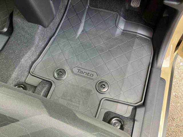 タントファンクロスターボルーフレール　１５インチアルミ　バックカメラ　両側電動スライドドア　シートヒーター　電動駐車ブレーキ　ＬＥＤライト＆フォグ　上下２段調節式デッキボード　コーナーセンサー　衝突被害軽減ブレーキ（千葉県）の中古車