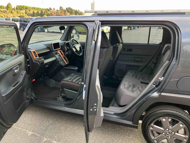 タフトＧターボガラスルーフ　ルーフレール　１５インチアルミホイール　ＬＥＤヘッドライト＆フォグランプ　バックカメラ　シートヒーター　電動パーキングブレーキ　アダプティブクルコン　衝突被害軽減ブレーキ（千葉県）の中古車