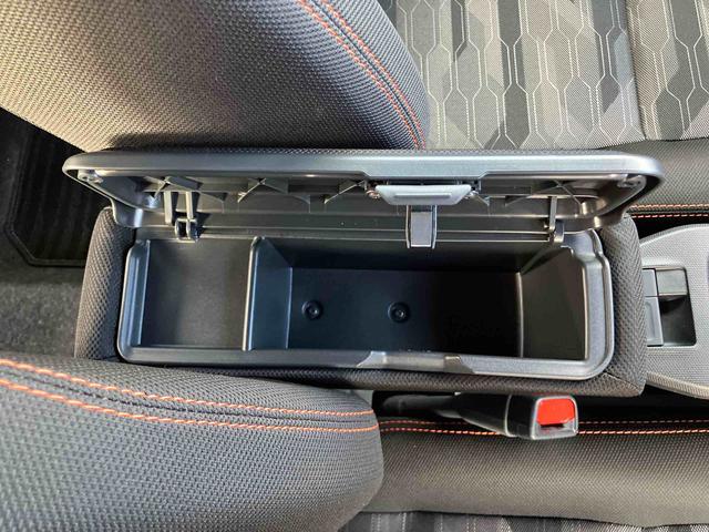 タフトＧターボガラスルーフ　ルーフレール　１５インチアルミホイール　ＬＥＤヘッドライト＆フォグランプ　バックカメラ　シートヒーター　電動パーキングブレーキ　アダプティブクルコン　衝突被害軽減ブレーキ（千葉県）の中古車