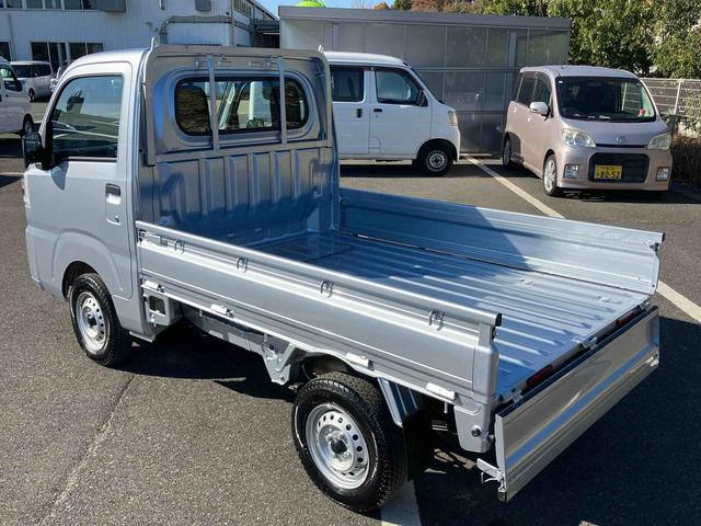 ハイゼットトラックスタンダード衝突被害軽減ブレーキ　コーナーセンサー　横滑り防止装置　オートライト　アイドリングストップ　スピーカー一体型ＡＭ／ＦＭラジオ　エアコン　パワステ（千葉県）の中古車