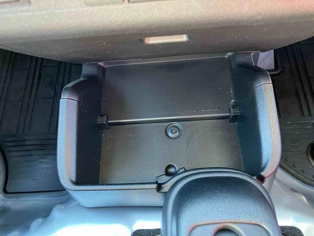 ハイゼットトラックスタンダード衝突被害軽減ブレーキ　コーナーセンサー　横滑り防止装置　オートライト　アイドリングストップ　スピーカー一体型ＡＭ／ＦＭラジオ　エアコン　パワステ（千葉県）の中古車