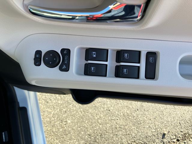 ムーヴキャンバスストライプスＧターボ両側電動スライドドア　ＬＥＤヘッドライト＆フォグランプ　シートヒーター　保温カップホルダー　電動駐車ブレーキ　バックカメラ　ステアリングスイッチ　自動追従クルコン　衝突被害軽減ブレーキ（千葉県）の中古車