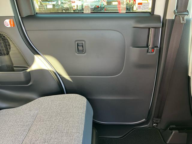 ムーヴキャンバスストライプスＧターボ両側電動スライドドア　ＬＥＤヘッドライト＆フォグランプ　シートヒーター　保温カップホルダー　電動駐車ブレーキ　バックカメラ　ステアリングスイッチ　自動追従クルコン　衝突被害軽減ブレーキ（千葉県）の中古車