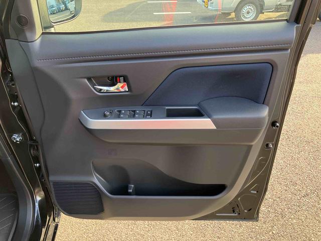 トールカスタムＧ　ターボ９型ＤＰオーディオ／ＢＴ／ＴＶ／Ｂカメラ／ステアリングスイッチ　ＬＥＤヘッド＆フォグランプ　自動追従クルコン　１５インチアルミ　両側パワスラ　電動駐車ブレーキ　コーナーセンサー　衝突被害軽減ブレーキ（千葉県）の中古車