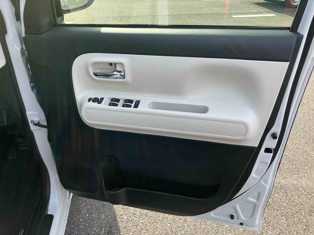 ムーヴキャンバスストライプスＧターボ両側電動スライドドア　ＬＥＤヘッドライト＆フォグランプ　シートヒーター　保温カップホルダー　電動駐車ブレーキ　バックカメラ　ステアリングスイッチ　自動追従クルコン　衝突被害軽減ブレーキ（千葉県）の中古車