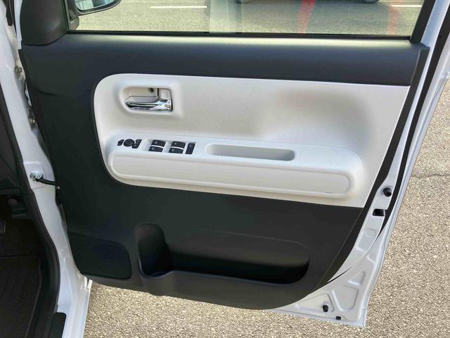 ムーヴキャンバスストライプスＧターボ両側電動スライドドア　ＬＥＤヘッドライト＆フォグランプ　シートヒーター　保温カップホルダー　電動駐車ブレーキ　バックカメラ　ステアリングスイッチ　自動追従クルコン　衝突被害軽減ブレーキ（千葉県）の中古車