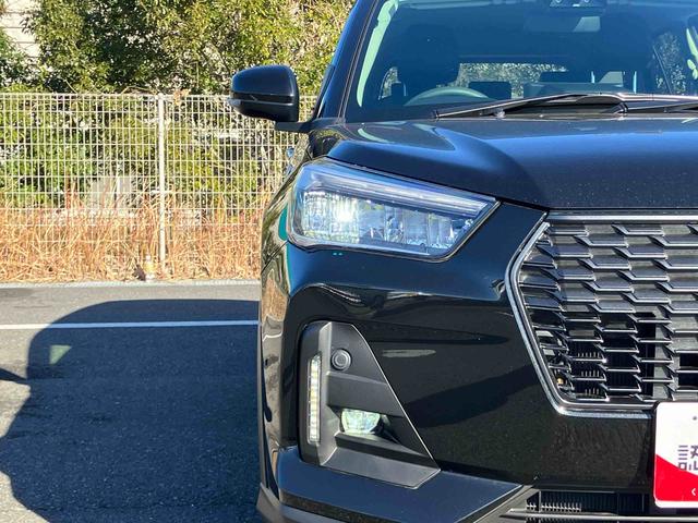 ロッキープレミアムＧ　ＨＥＶアダプティブクルコン　ＬＥＤヘッドライト＆フォグランプ　バックフォグランプ　１７インチアルミホイール　シートヒーター　電動駐車ブレーキ　コーナーセンサー　衝突被害軽減ブレーキ（千葉県）の中古車