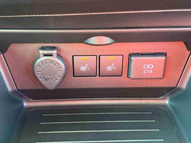 ロッキープレミアムＧ　ＨＥＶアダプティブクルコン　ＬＥＤヘッドライト＆フォグランプ　バックフォグランプ　１７インチアルミホイール　シートヒーター　電動駐車ブレーキ　コーナーセンサー　衝突被害軽減ブレーキ（千葉県）の中古車