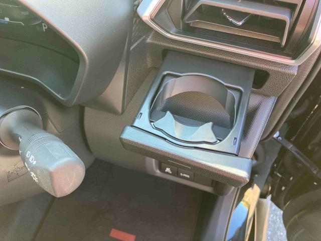 ロッキープレミアムＧ　ＨＥＶアダプティブクルコン　ＬＥＤヘッドライト＆フォグランプ　バックフォグランプ　１７インチアルミホイール　シートヒーター　電動駐車ブレーキ　コーナーセンサー　衝突被害軽減ブレーキ（千葉県）の中古車