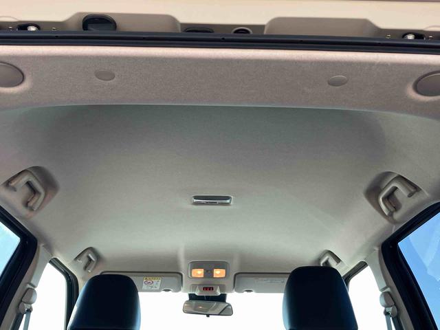 ロッキープレミアムＧ　ＨＥＶアダプティブクルコン　ＬＥＤヘッドライト＆フォグランプ　バックフォグランプ　１７インチアルミホイール　シートヒーター　電動駐車ブレーキ　コーナーセンサー　衝突被害軽減ブレーキ（千葉県）の中古車