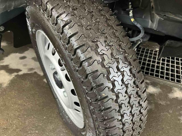 ハイゼットトラックジャンボエクストラＣＶＴ　電子制御式４ＷＤ　スーパーデフロック　ＬＥＤヘッド＆フォグ　ＬＥＤ荷台灯　テールゲートチェーン　スマートキー　電格ドアミラー　オーバーヘッドシェルフ　コーナーセンサー　衝突被害軽減ブレーキ（千葉県）の中古車