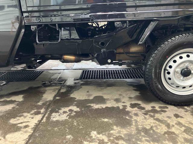 ハイゼットトラックジャンボエクストラＣＶＴ　電子制御式４ＷＤ　スーパーデフロック　ＬＥＤヘッド＆フォグ　ＬＥＤ荷台灯　テールゲートチェーン　スマートキー　電格ドアミラー　オーバーヘッドシェルフ　コーナーセンサー　衝突被害軽減ブレーキ（千葉県）の中古車