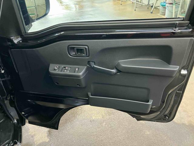 ハイゼットトラックジャンボエクストラＣＶＴ　電子制御式４ＷＤ　スーパーデフロック　ＬＥＤヘッド＆フォグ　ＬＥＤ荷台灯　テールゲートチェーン　スマートキー　電格ドアミラー　オーバーヘッドシェルフ　コーナーセンサー　衝突被害軽減ブレーキ（千葉県）の中古車