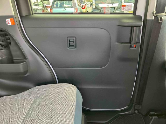 ムーヴキャンバスストライプスＧ両側電動スライドドア　ＬＥＤヘッドライト＆フォグランプ　シートヒーター　保温カップホルダー　電動駐車ブレーキ　バックカメラ　ステアリングスイッチ　コーナーセンサー　衝突被害軽減ブレーキ（千葉県）の中古車