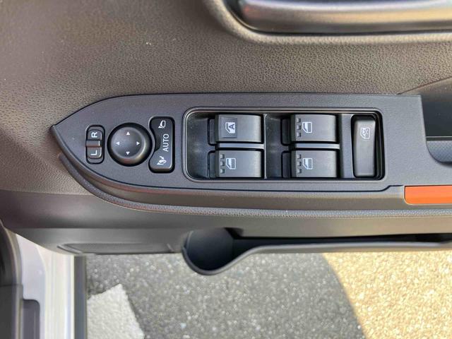 タントファンクロスターボルーフレール　１５インチアルミ　バックカメラ　両側電動スライドドア　シートヒーター　電動駐車ブレーキ　ＬＥＤライト＆フォグ　上下２段調節式デッキボード　コーナーセンサー　衝突被害軽減ブレーキ（千葉県）の中古車