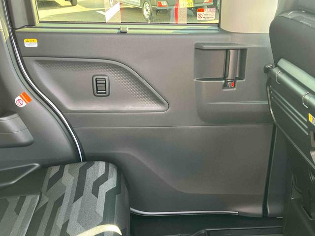 タントファンクロスターボルーフレール　１５インチアルミ　バックカメラ　両側電動スライドドア　シートヒーター　電動駐車ブレーキ　ＬＥＤライト＆フォグ　上下２段調節式デッキボード　コーナーセンサー　衝突被害軽減ブレーキ（千葉県）の中古車